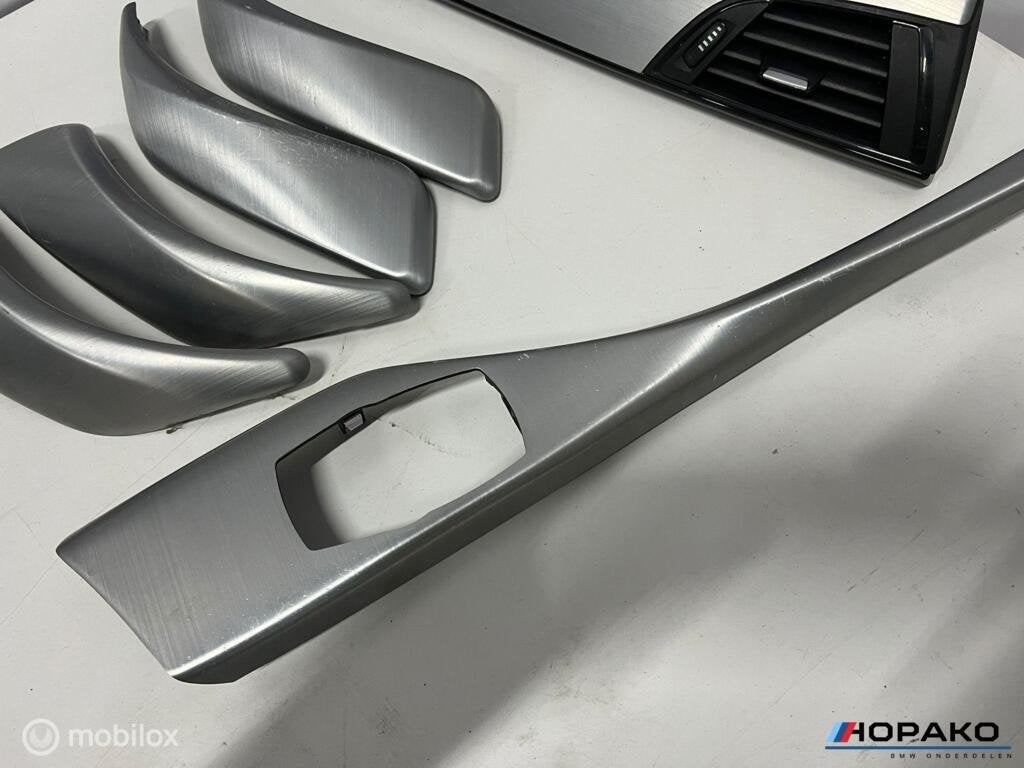Interieurlijsten set BMW 1 serie F20 F21 F22, Auto-onderdelen, Gebruikt, Einsteinlaan 5 rijswijk, Ophalen of Verzenden, Info@bmw.com