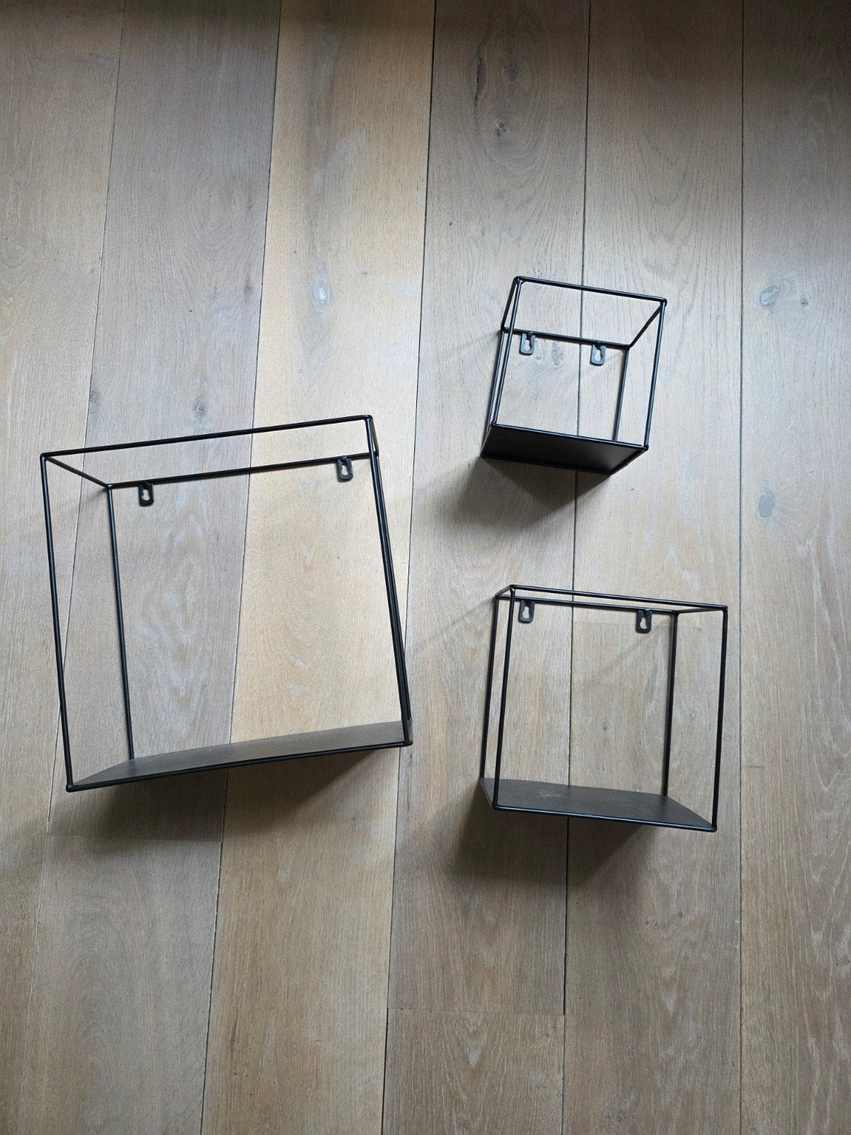 Set van 3 zwarte metalen wanddecoratie kubussen, Ophalen, Metaal, Gebruikt, Zwart