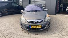 Opel Corsa 1.2-16V Anniversary Edition Automaat Airco, Auto's, Opel, Euro 5, Gebruikt, 750 kg, 4 cilinders