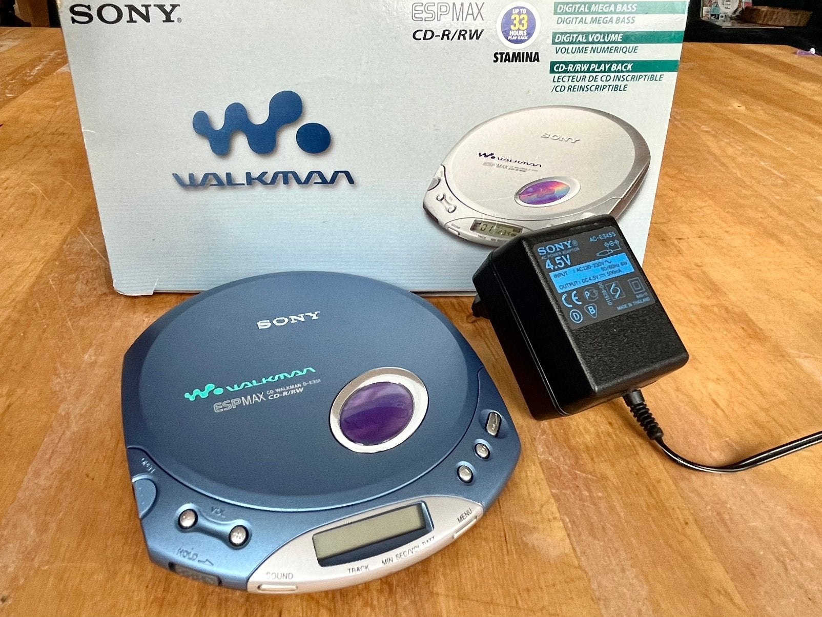 Sony D-E351 discman cd Walkman met door en adapter ESPmax, Ophalen, Discman