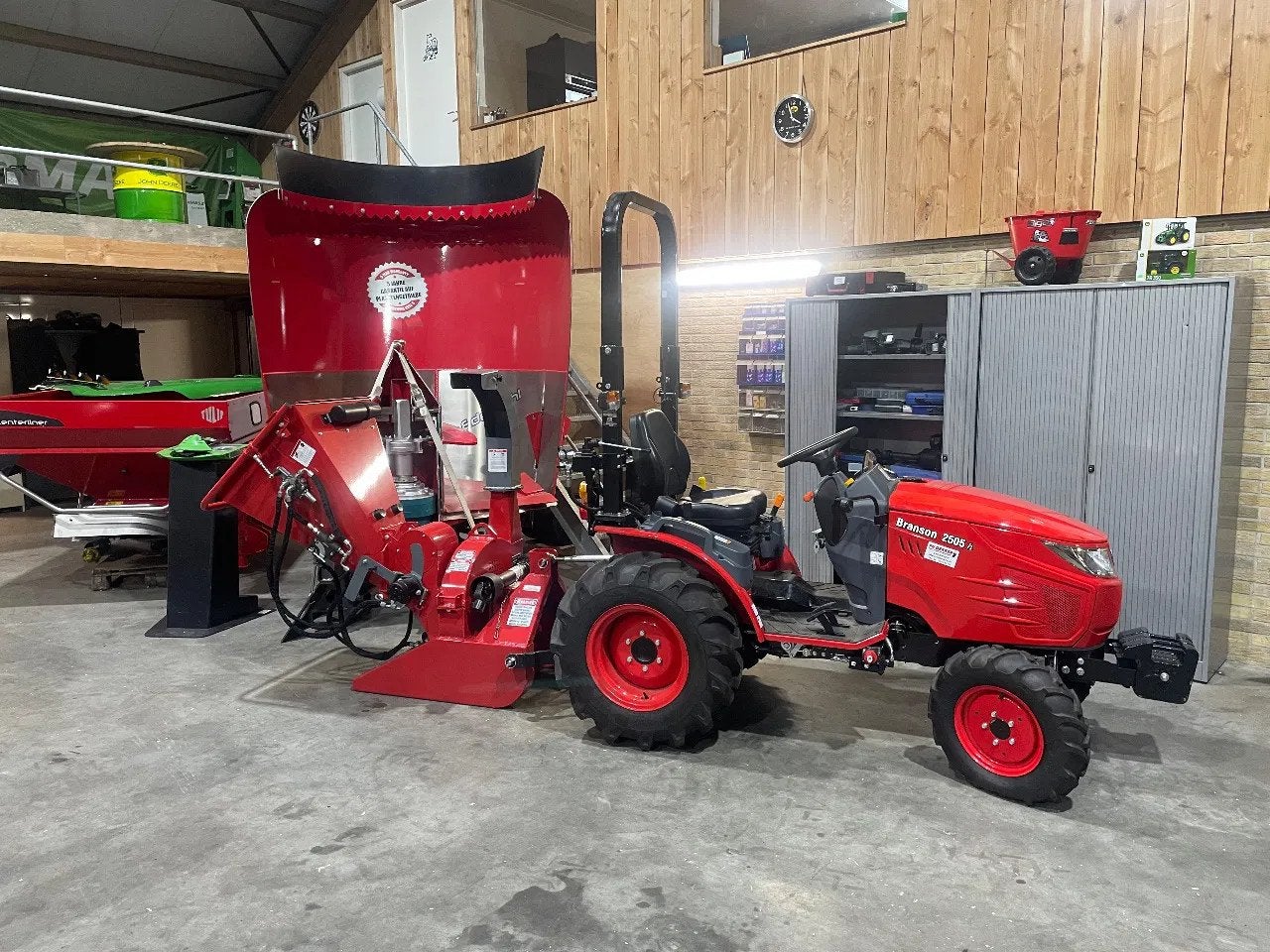 Branson 2025H, Diesel, Overige typen, Branson