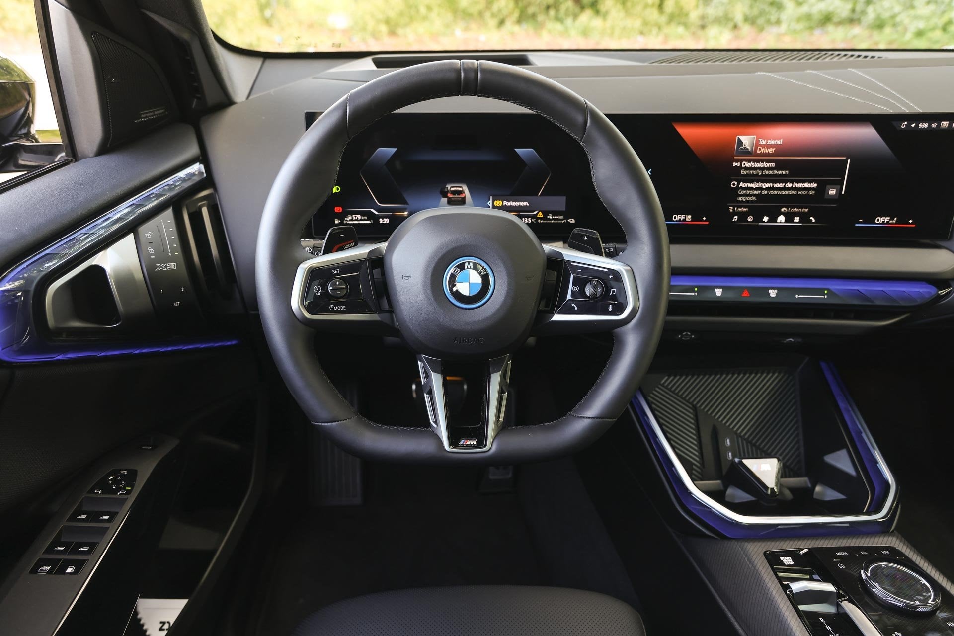 BMW X3 30e xDrive M Sport Automaat / Trekhaak / Panoramadak, Auto's, BMW, Gebruikt, 4 cilinders, Zwart, Bedrijf