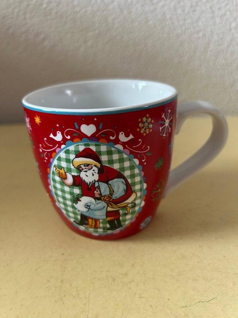 Rode AH kerstmok met kerstman zo goed als nieuw 315 gram, Service@ah.nl, Ophalen of Verzenden, Zo goed als nieuw, Albert Heijn B.V
