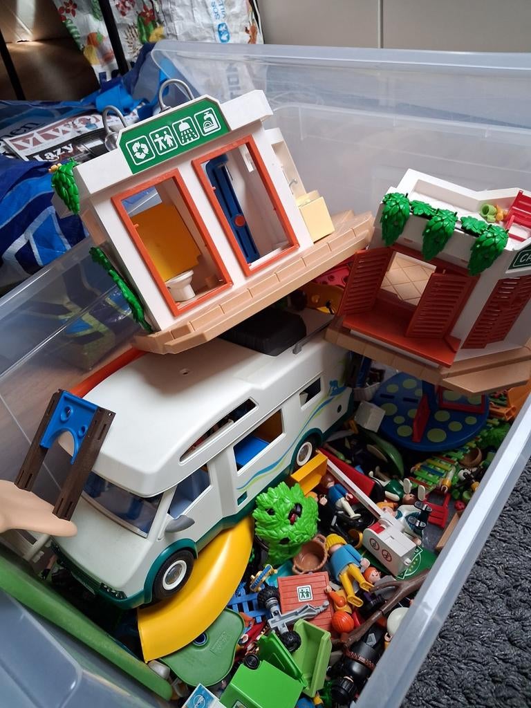 Grote Playmobil set: Camper, camping, speeltuin en meer, Kinderen en Baby's, Speelgoed | Playmobil, Ophalen