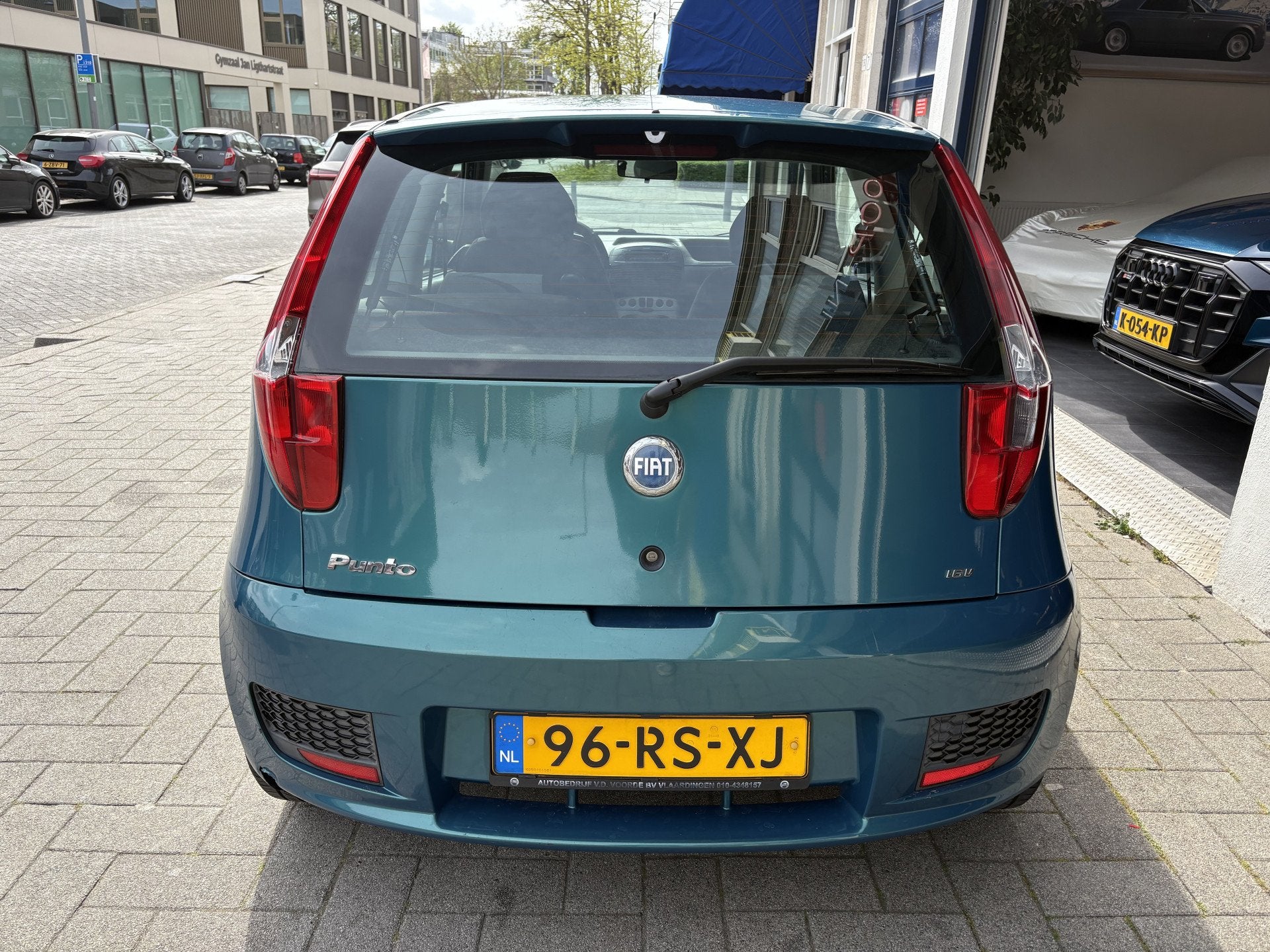 Fiat Punto 1.2-16V SportSound AIRCO/L.M VELGEN (bj 2005), Auto's, Voorwielaandrijving, Gebruikt, 4 cilinders, Origineel Nederlands