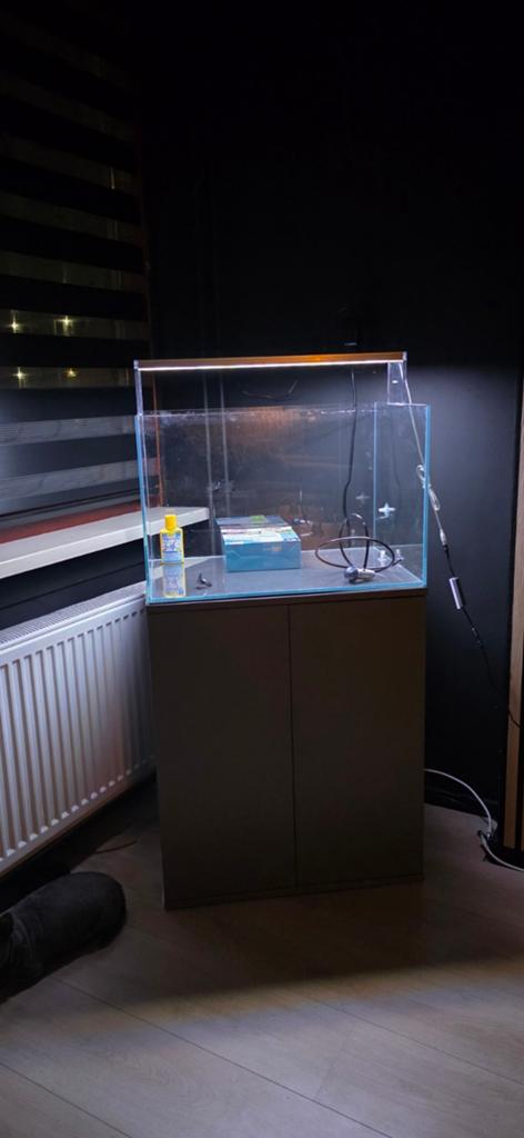 Compleet Optic white aquarium 60 cm, Dieren en Toebehoren, Vissen | Aquaria en Toebehoren, Ophalen of Verzenden, Zo goed als nieuw