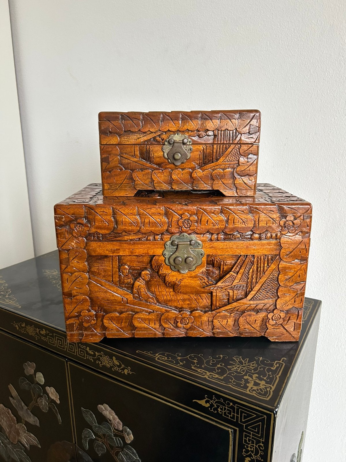 Twee Chinese houten kampferkistjes, Ophalen of Verzenden