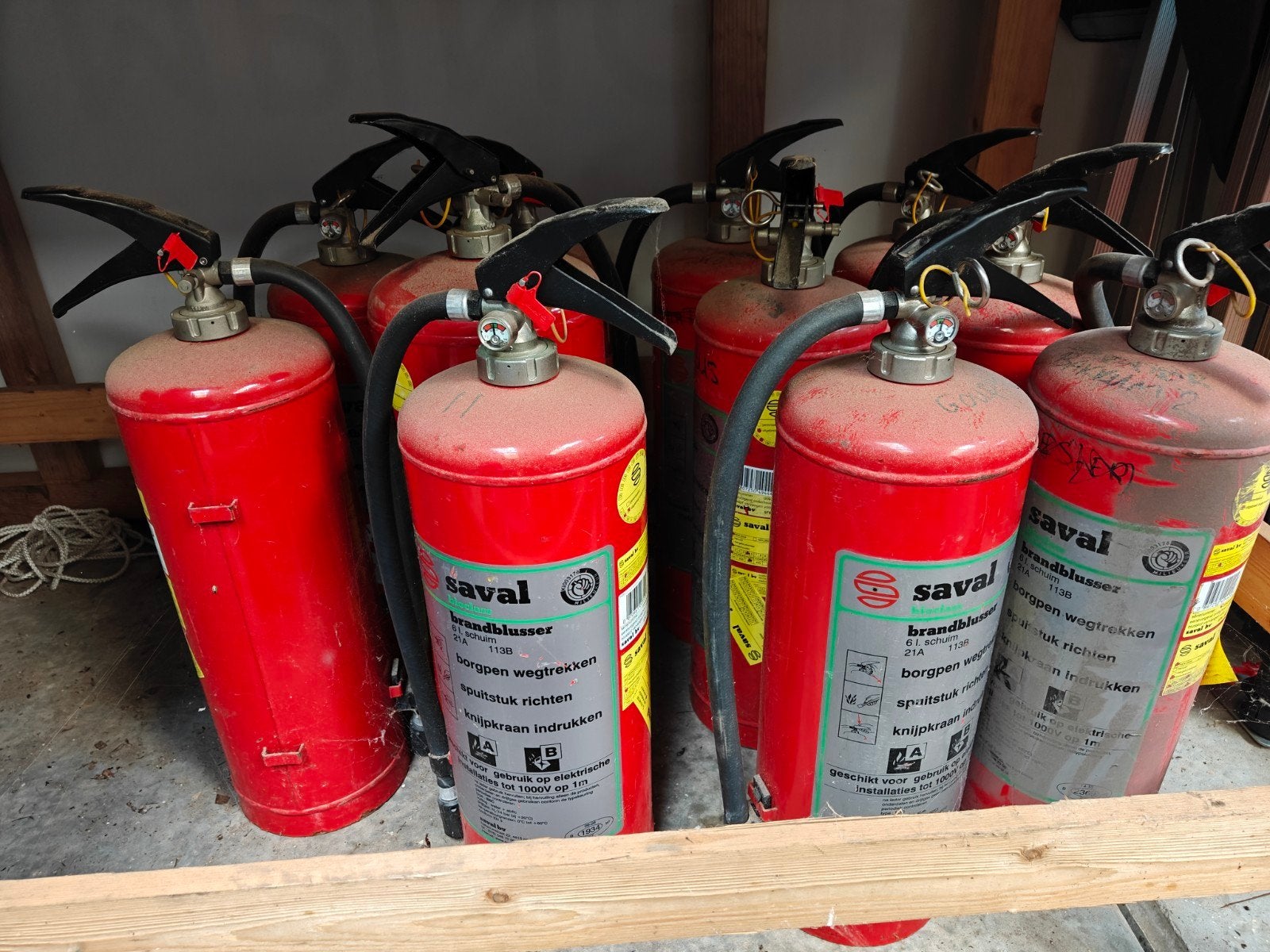 5x brandblusser 6l schuim, Ophalen