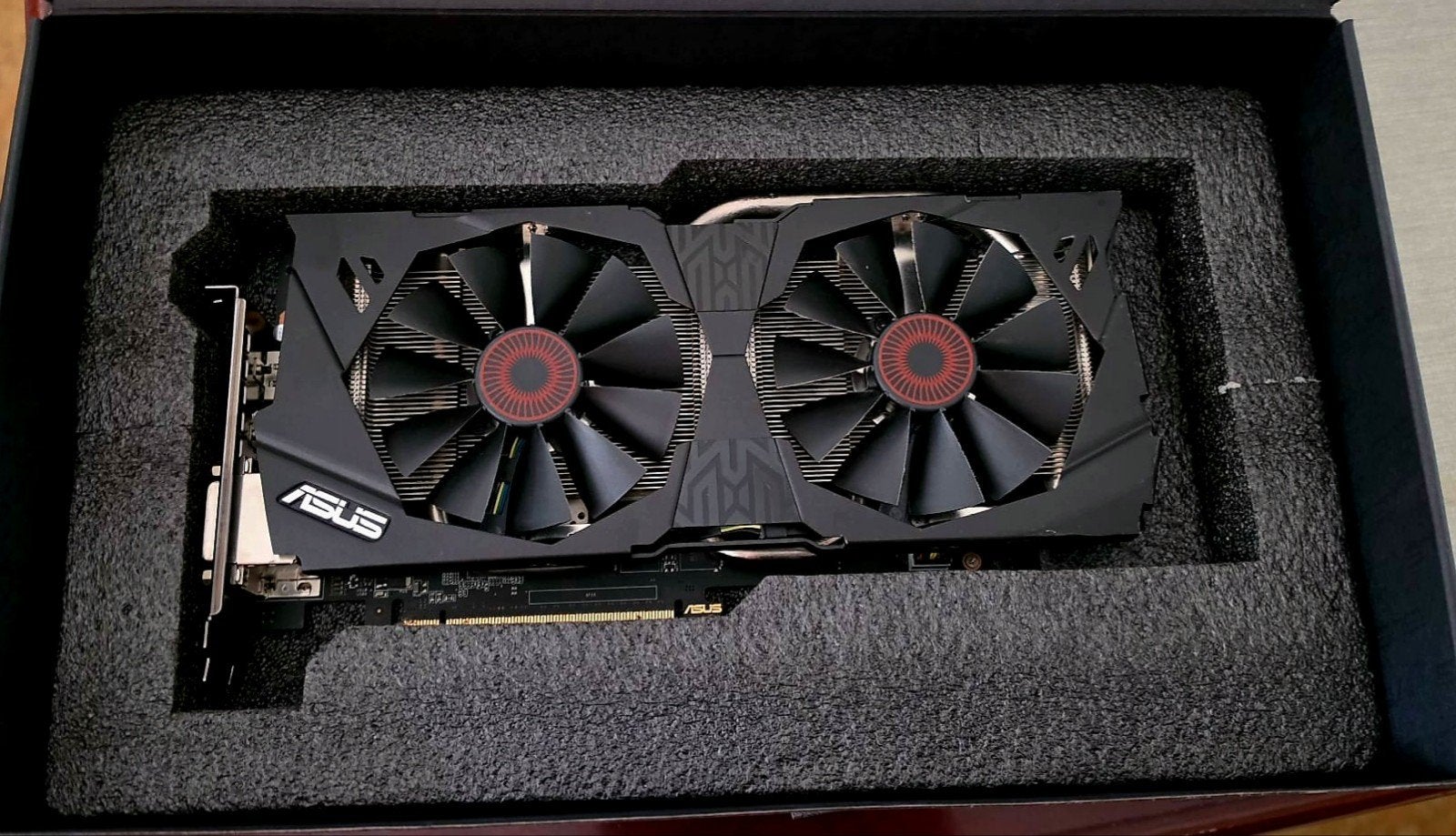 Asus Geforce GTX 970, 4GB, Ophalen of Verzenden, Zo goed als nieuw, GDDR5, PCI-Express 3