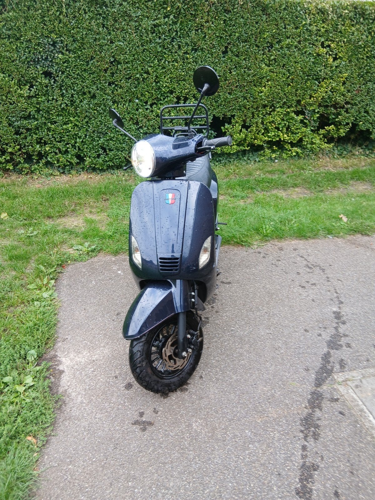 GTS Toscana, Fietsen en Brommers, Ophalen, Benzine, Overige modellen