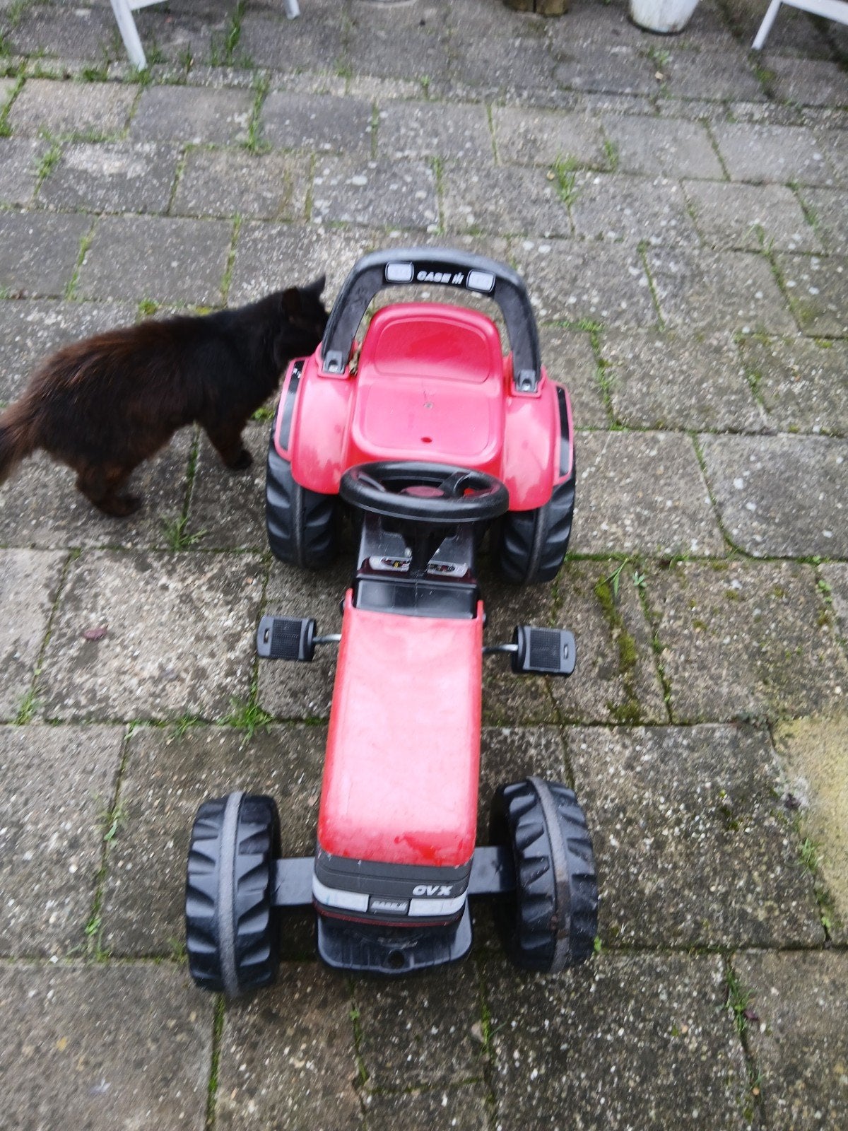 Rode traptractor met aanhanger - Case IH, Kinderen en Baby's, Ophalen of Verzenden, Gebruikt, Trapvoertuig