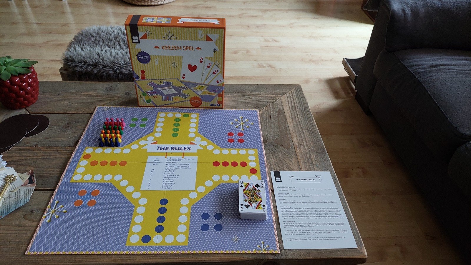 Keezen Spel - Bordspel voor het hele gezin, Hobby en Vrije tijd, Een of twee spelers, Ophalen of Verzenden, Zo goed als nieuw