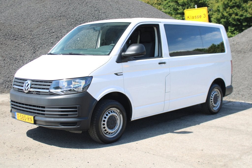 Volkswagen Transporter Kombi 2.0 TDI L1H1 (bj 2016), Auto's, Volkswagen, Voorwielaandrijving, Gebruikt, 255 €/maand, Wit