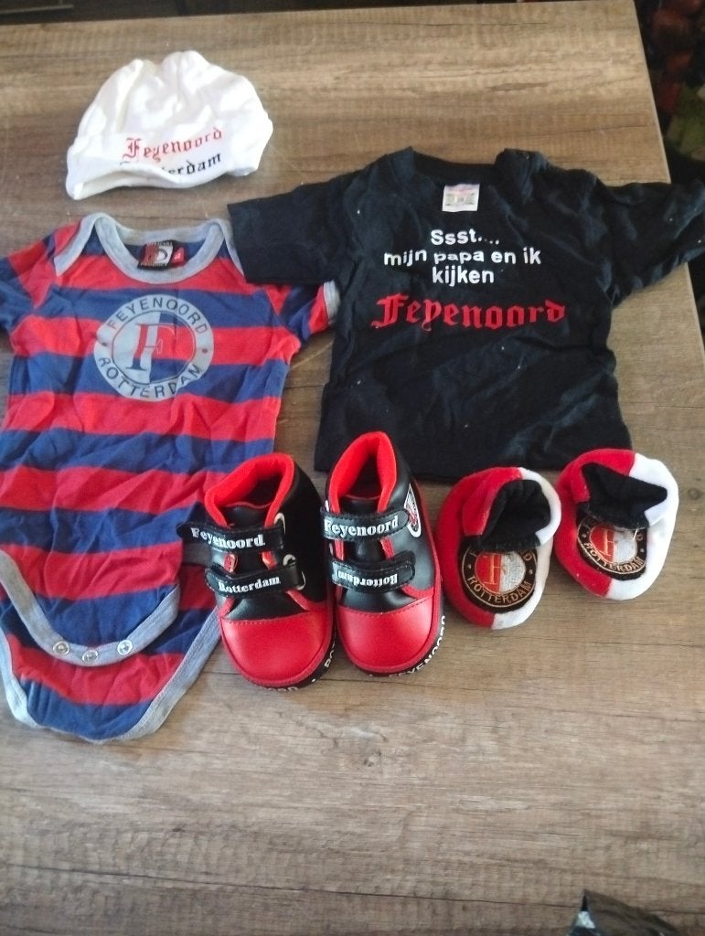 Feyenoord baby, Kinderen en Baby's, Ophalen of Verzenden, Gebruikt, Maat 62