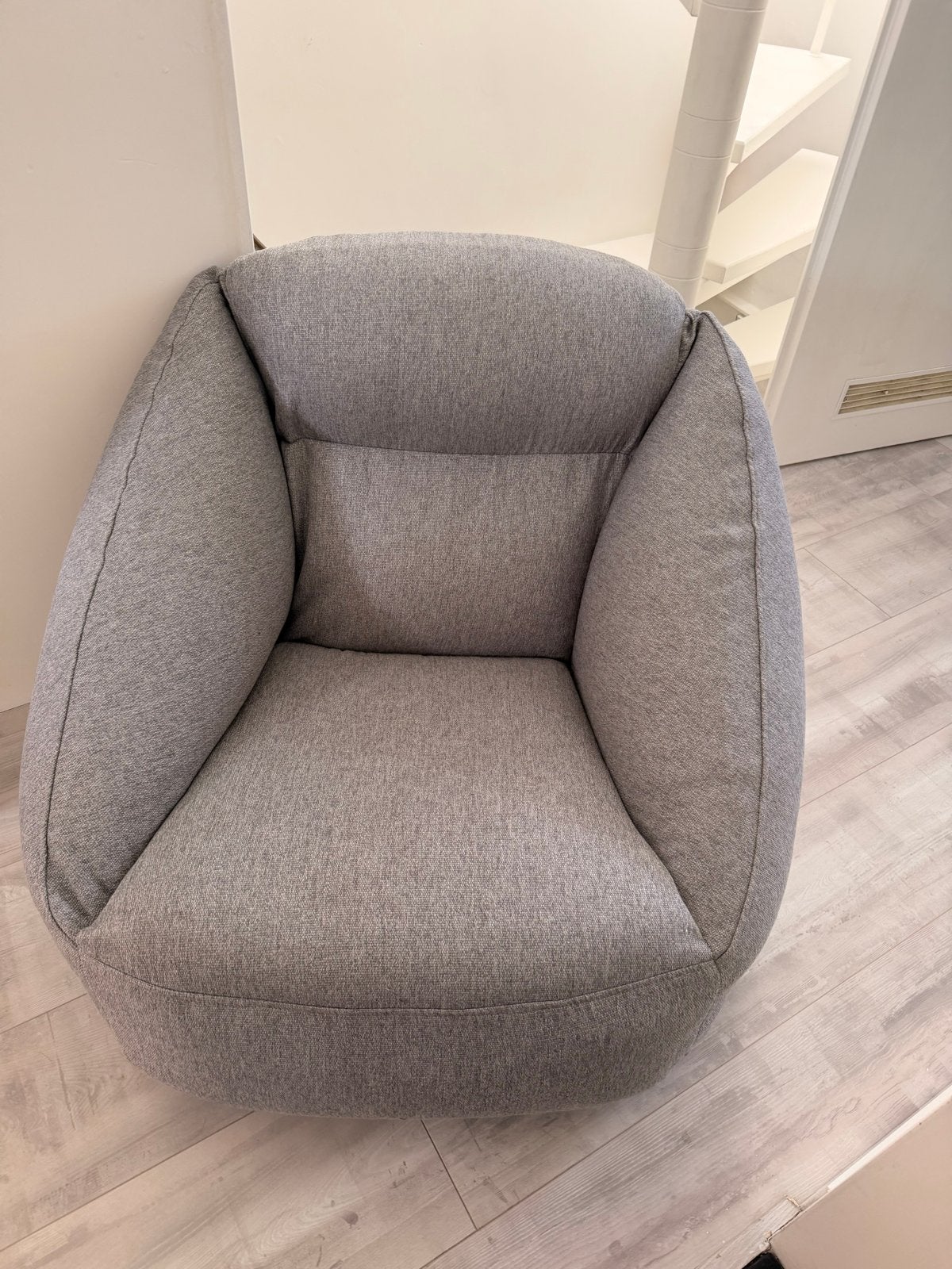 2 opblaasbare fauteuils te koop + gratis luchtpomp, Huis en Inrichting, Ophalen, Zo goed als nieuw, Stof, 75 tot 100 cm