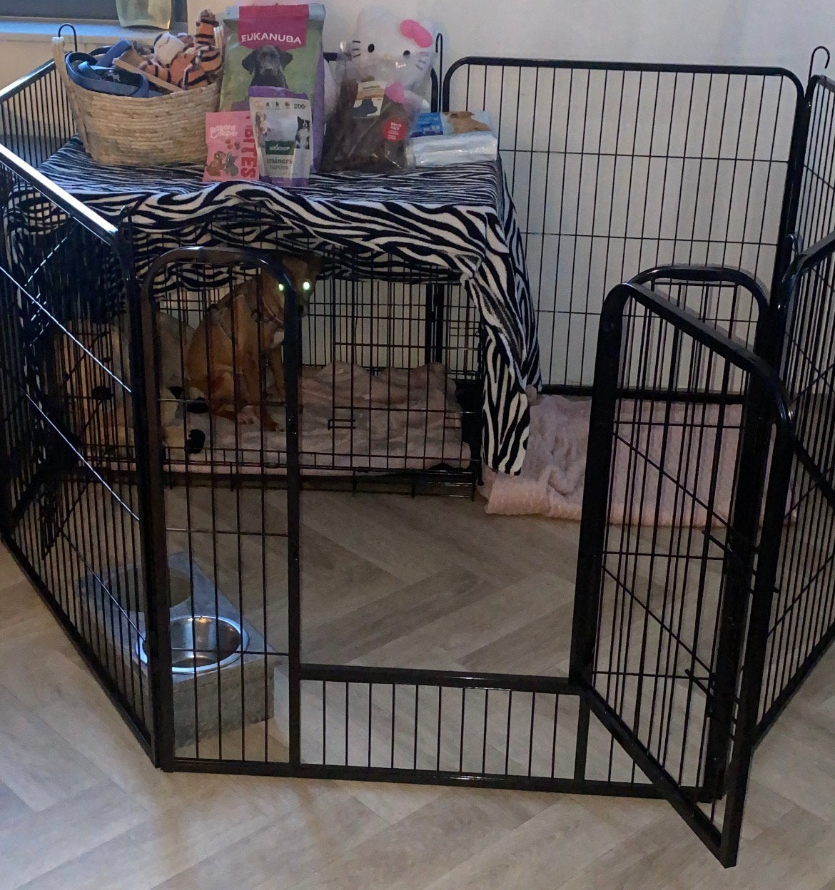 Puppyren, Dieren en Toebehoren, Hondenbenches, Ophalen, Zo goed als nieuw