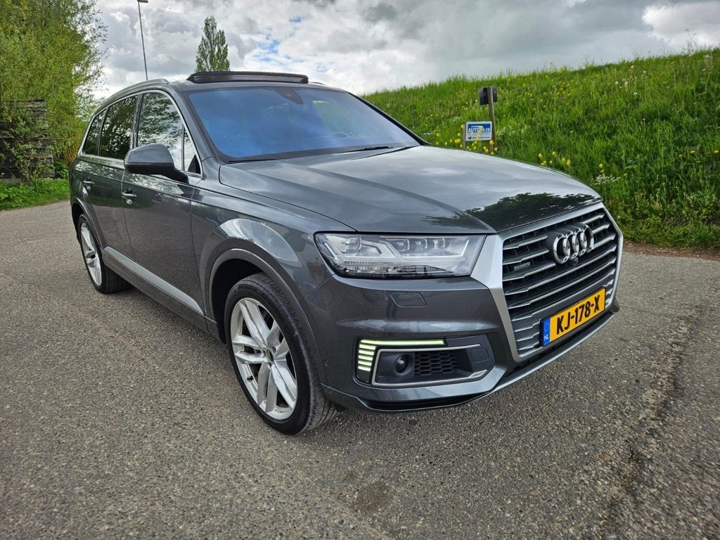 Audi Q7 3.0 TDI e-tron quattro Sport,3X S-line,Pano,360 came, Auto's, Audi, Automaat, Gebruikt, 259 pk, 2420 kg