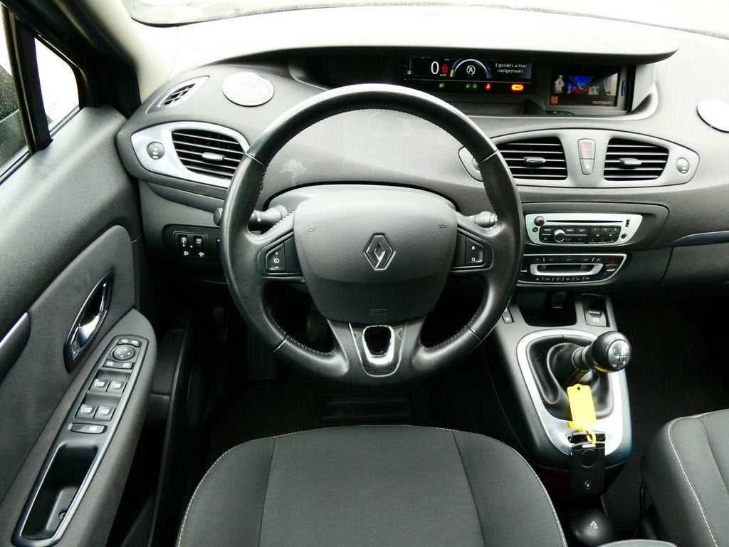 Renault Scénic 1.2 TCe 116pk Clima Cruise LED PDC Trekhaak, Voorwielaandrijving, Euro 5, Stof, 1295 kg