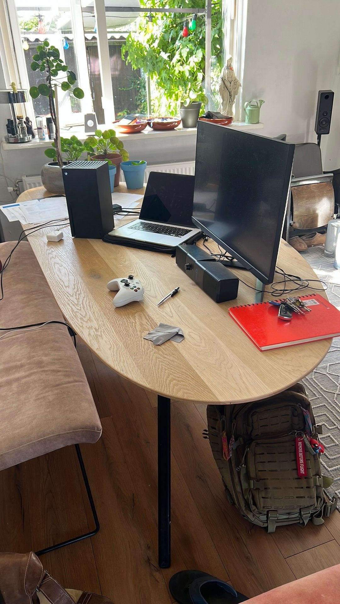 Mooie eetkamertafel, Huis en Inrichting, Bureaus, Ophalen, Zo goed als nieuw