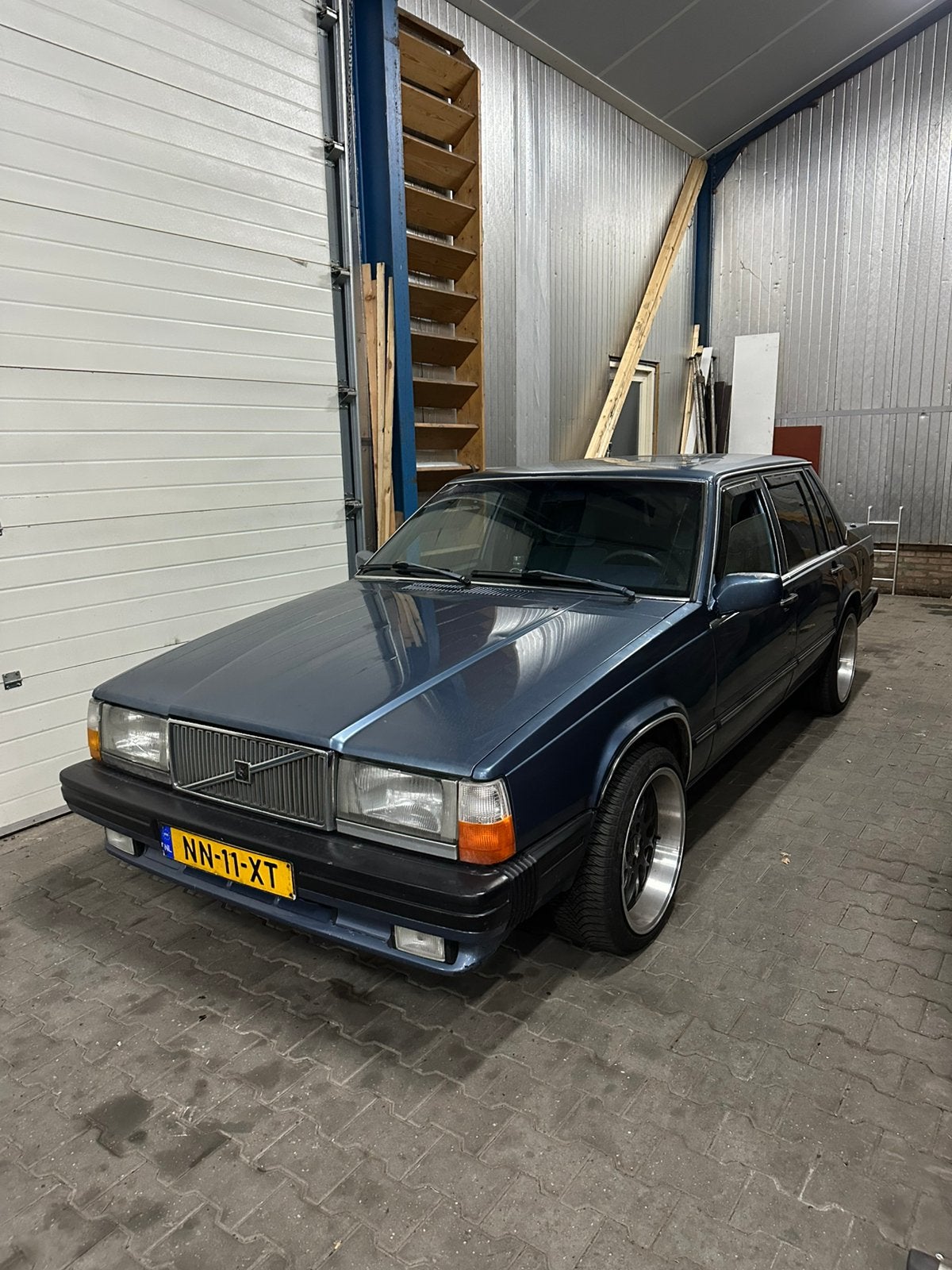 Volvo 760 2.3 Turbo Interc AUT 1985 Blauw, 2316 cc, 680 kg, 4 cilinders, Blauw