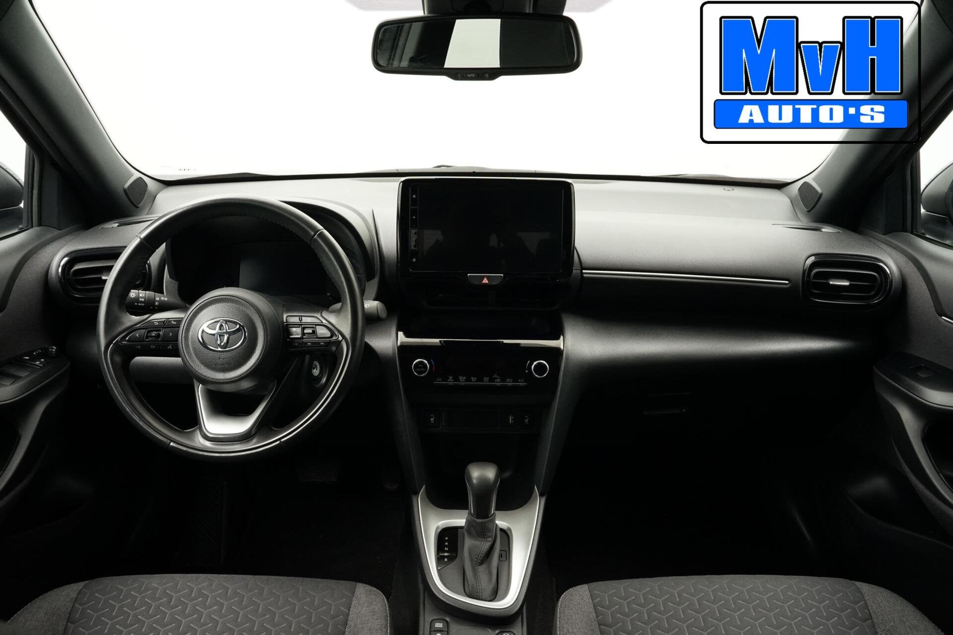 Toyota Yaris Cross 1.5 Hybrid Business Plus|STOELVERW|CAMERA, Auto's, Toyota, Stof, Gebruikt, 750 kg, 116 pk