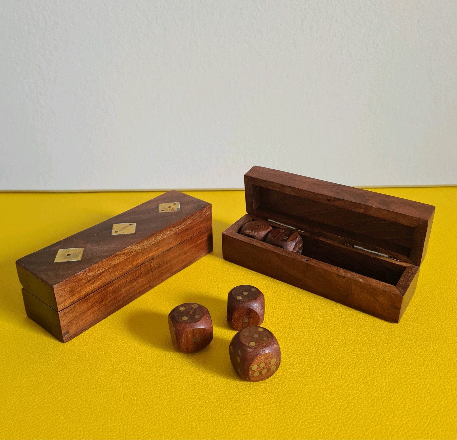 vintage retro dobbelsteen doosje hout doos spel, Verzamelen, Ophalen of Verzenden, Huis en Inrichting