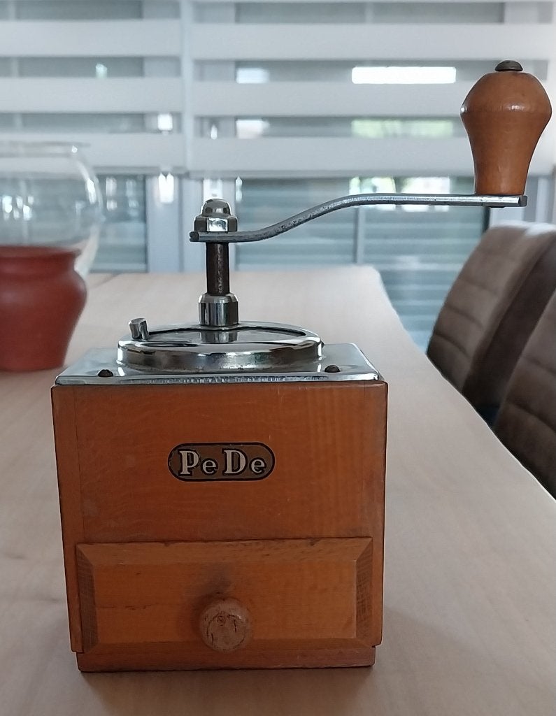 PeDe koffiemolen vintage, Ophalen