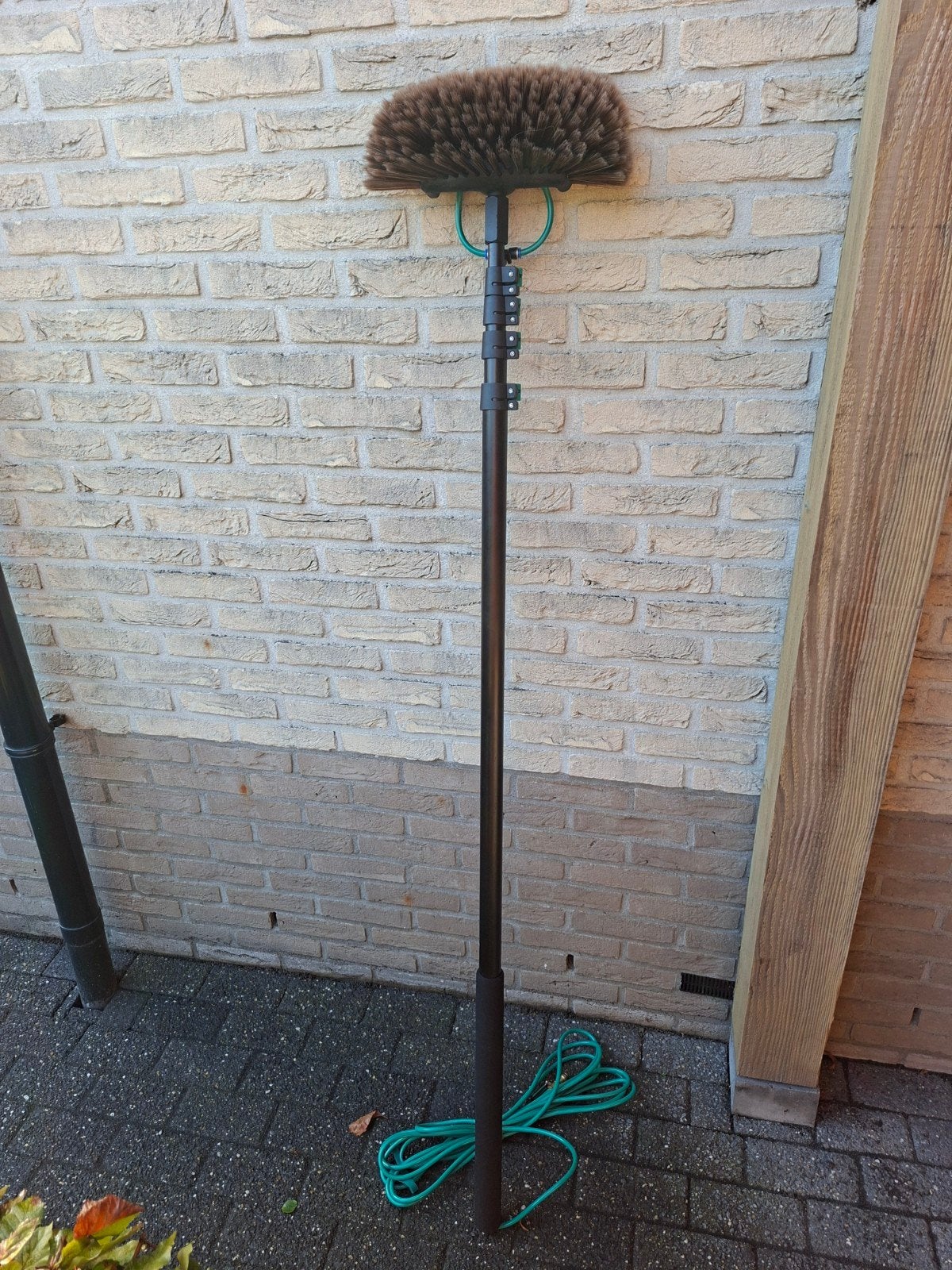 Telescopische wasborstel met wateraansluiting, Ophalen