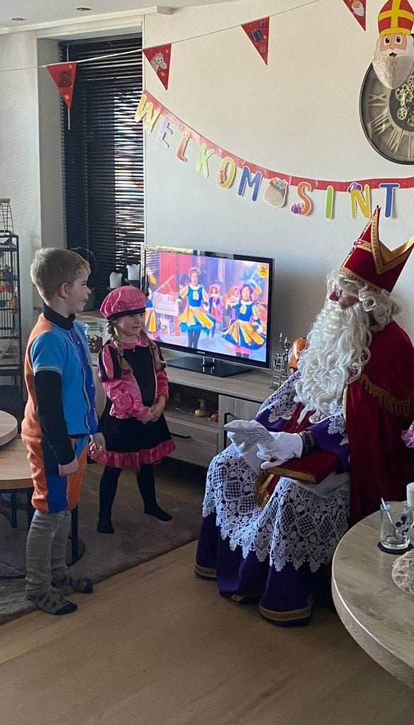 Foto 2 van Sinterklaas en Zwarte Piet