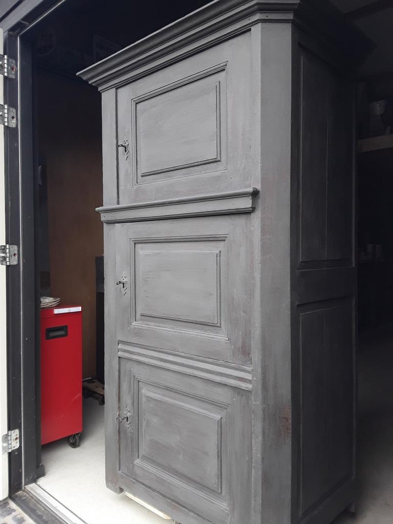 Antieke kast ( massief eiken), Ophalen