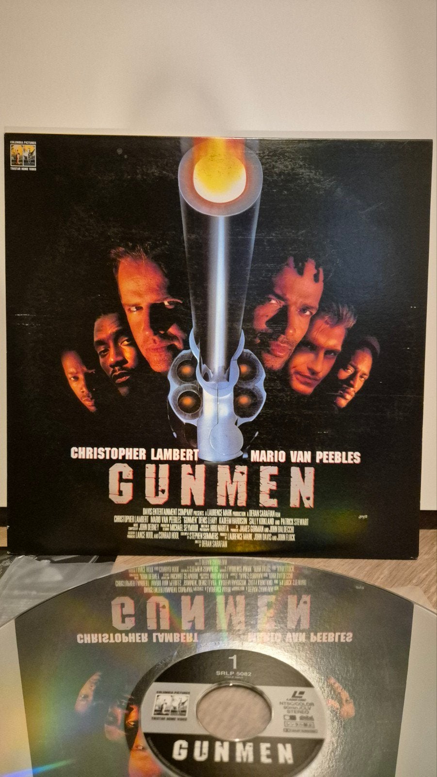 Gunmen Laserdisc, Engels, Vanaf 16 jaar, Actie, Ophalen of Verzenden