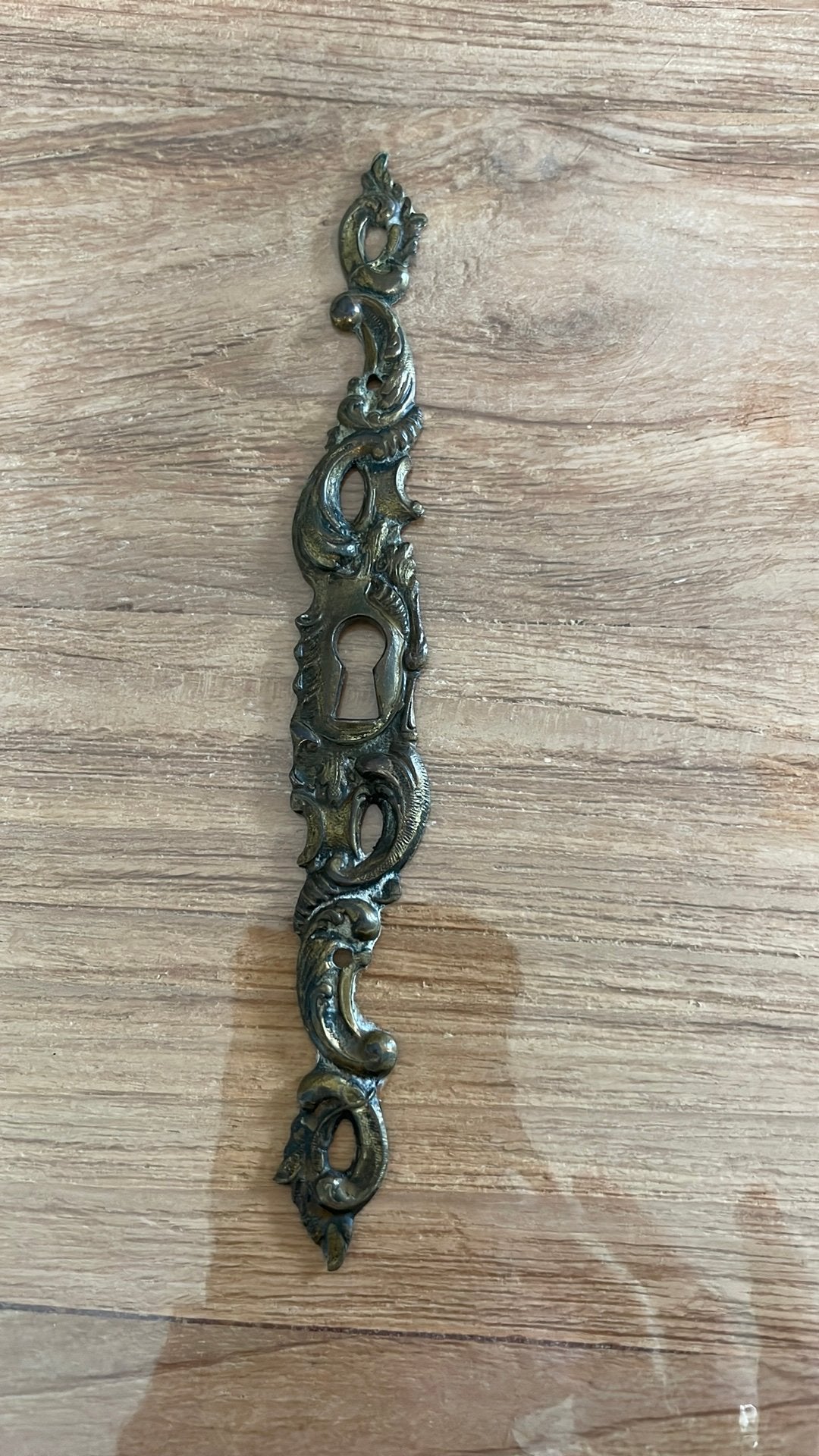 DeurbeslagSleutelplaat brons antiek 160mm lang 20 mm breed., Ophalen of Verzenden