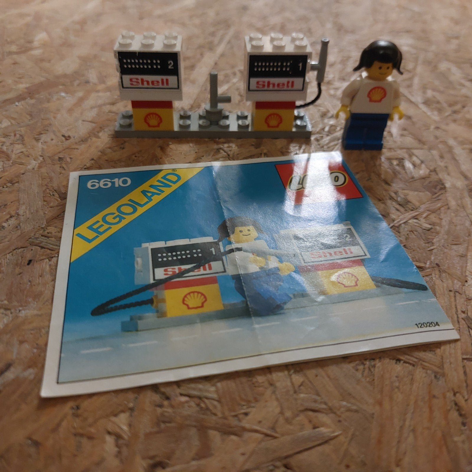 Lego 6610 Tankstation met minifiguur en instructies, Gebruikt, Lego, Ophalen of Verzenden, Complete set