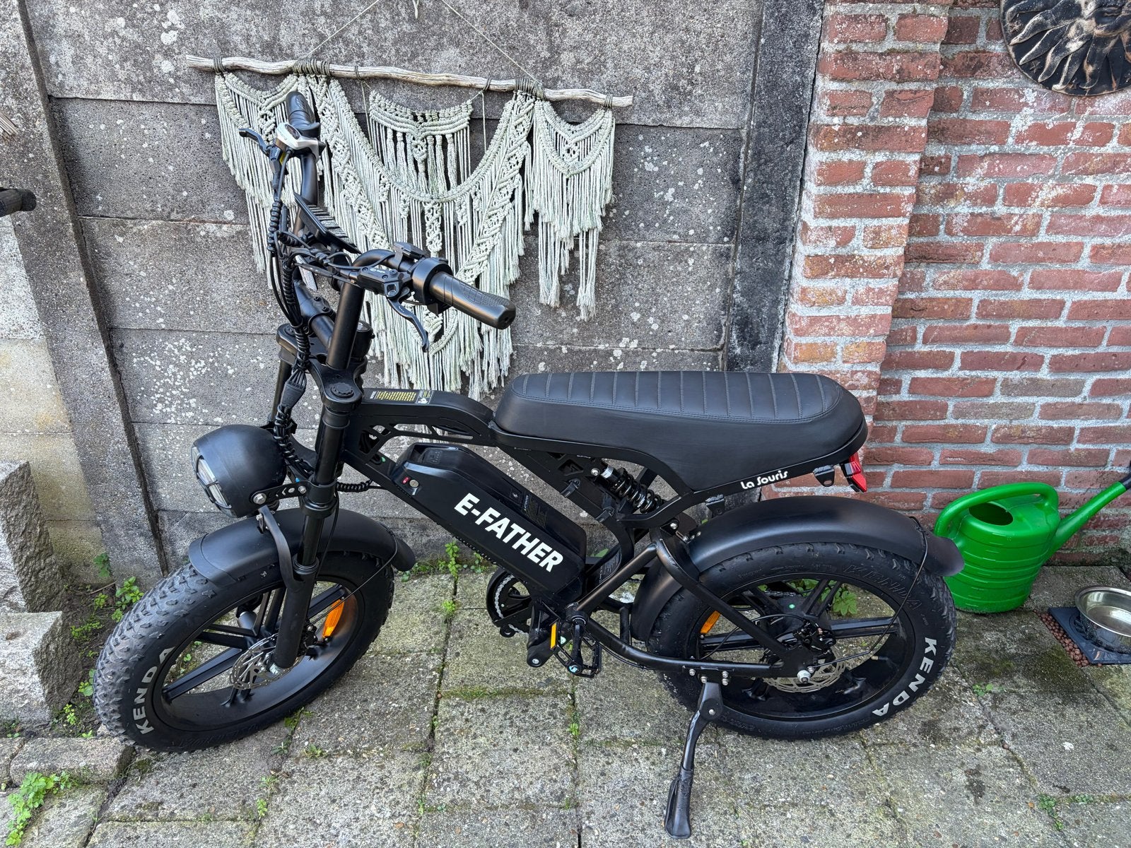 E-FATHEr elektrische fiets met slot tracker