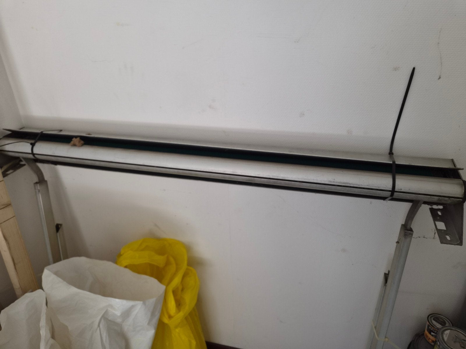 Gebruikt elektrisch uitvalscherm, breedte 150 cm, Tuin en Terras, Zonneschermen, Ophalen, Gebruikt, Elektrisch, 150 tot 300 cm