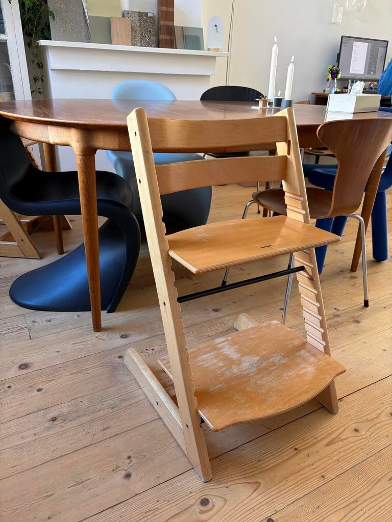 Stokke Tripp Trapp stoel met houten steun en leer, Kinderen en Baby's, Ophalen, Gebruikt, Meegroeistoel, Aanschuifbaar