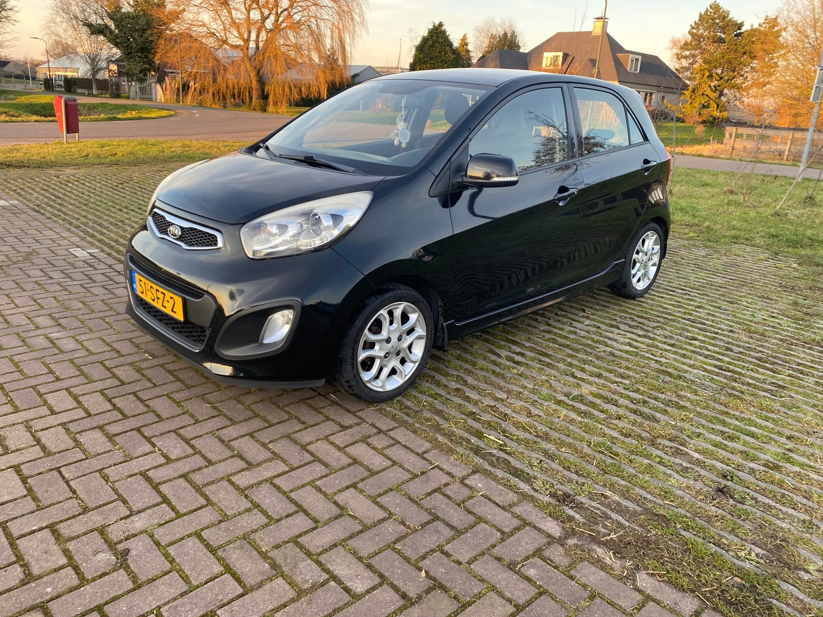 Kia Picanto 1.2 Cvvt 5-DRS 2011 Zwart, Zwart, 4 cilinders, 400 kg, Zwart