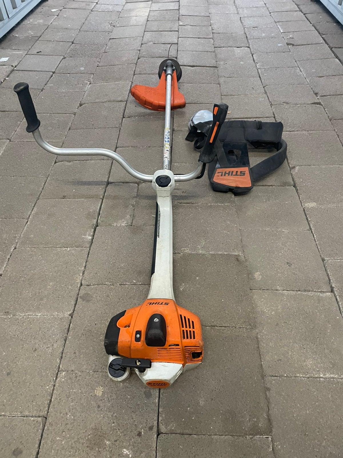 Stihl bosmaaier FS 410 C, Ophalen, Zo goed als nieuw, Benzine