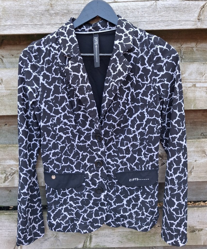 ZIP73 Blazer Travelstof Zwart/Wit Maat 34, ZIP73, Zwart, Ophalen of Verzenden, Zo goed als nieuw