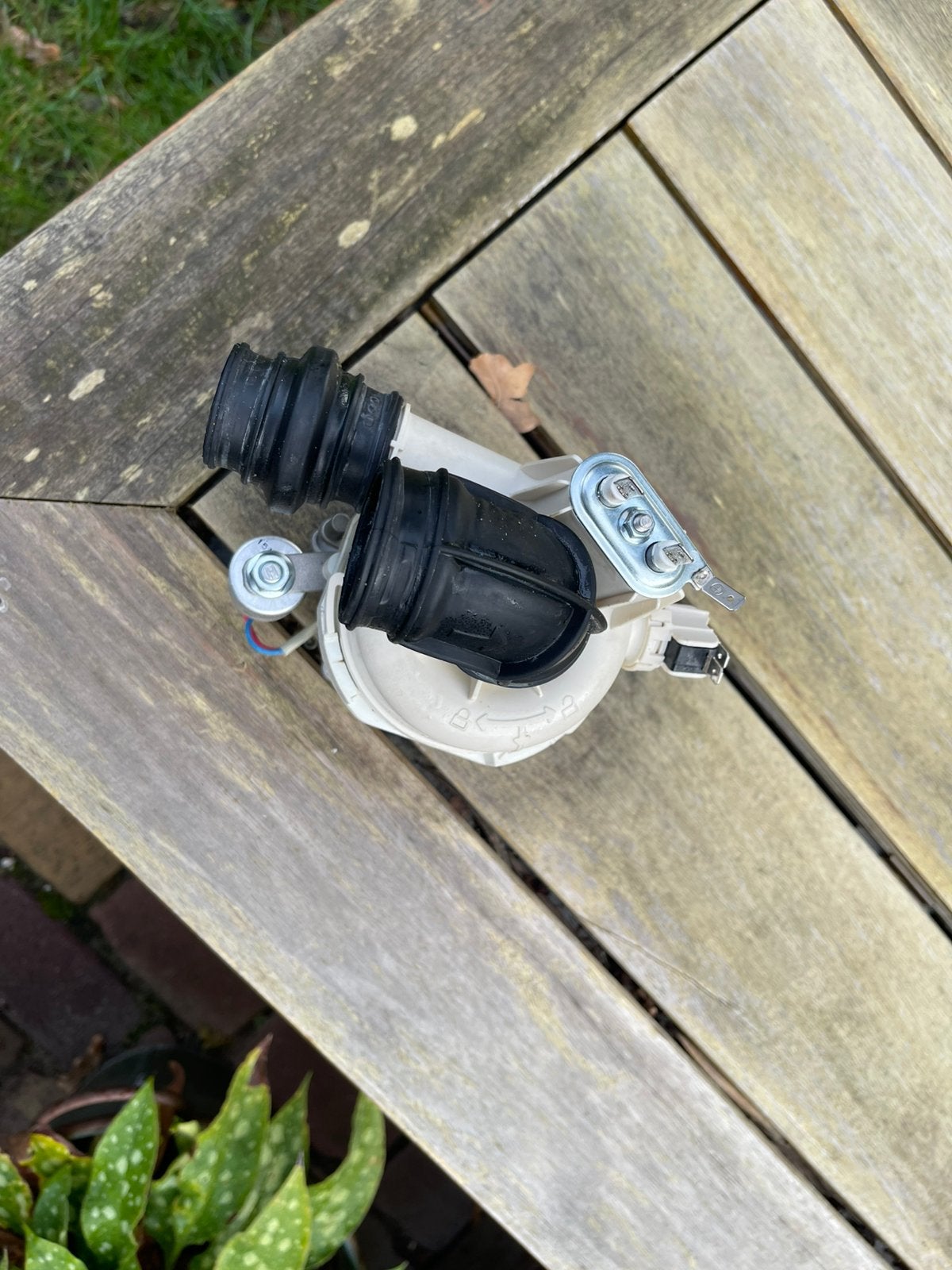 Nieuwe verwarmingselement voor vaatwasser Etna type VW547ZT, Witgoed en Apparatuur, Ophalen, Zo goed als nieuw