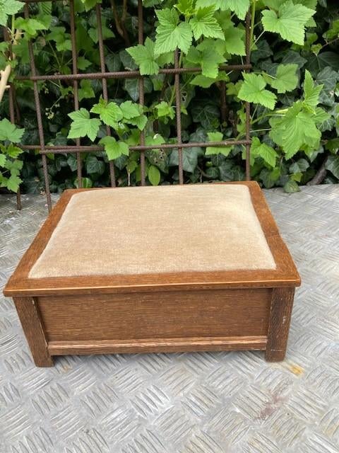 antieke voetenbank SUPER GROOT massief eiken bekleding goed, Huis en Inrichting, Minder dan 50 cm, Minder dan 50 cm, Ophalen of Verzenden