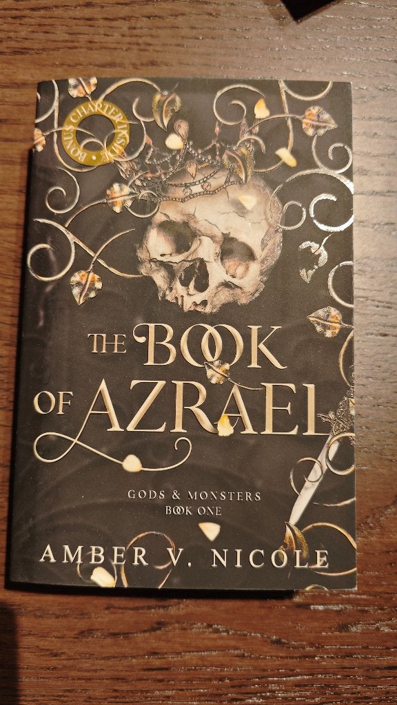 The book of Azrael by Amber V. Nicole, Ophalen of Verzenden, Zo goed als nieuw