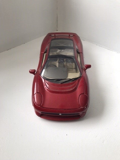modelauo 1:18, Hobby en Vrije tijd, Modelauto's | 1:18, Ophalen of Verzenden, Zo goed als nieuw, Auto, Overige merken
