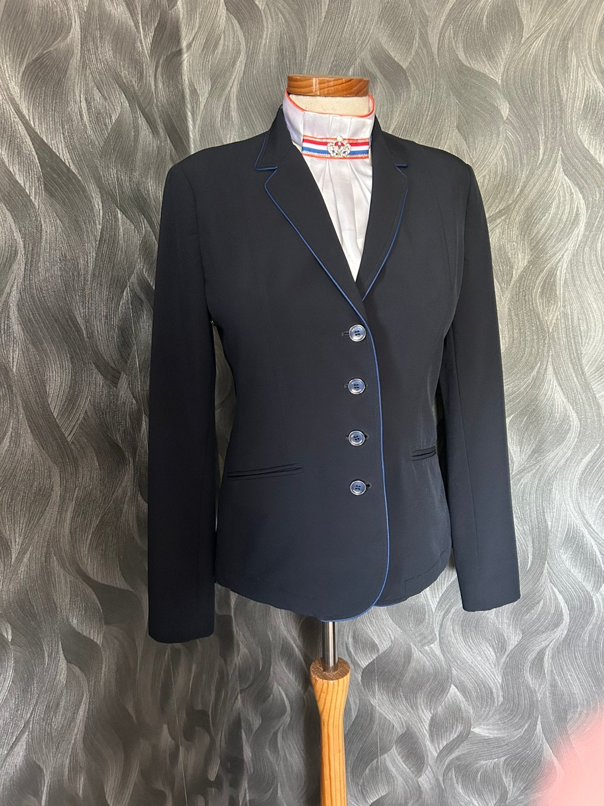 Prachtig Equiline wedstrijdjasje NL 40/42, Dieren en Toebehoren, Paardrijkleding, Ophalen of Verzenden, Zo goed als nieuw, Dressuur