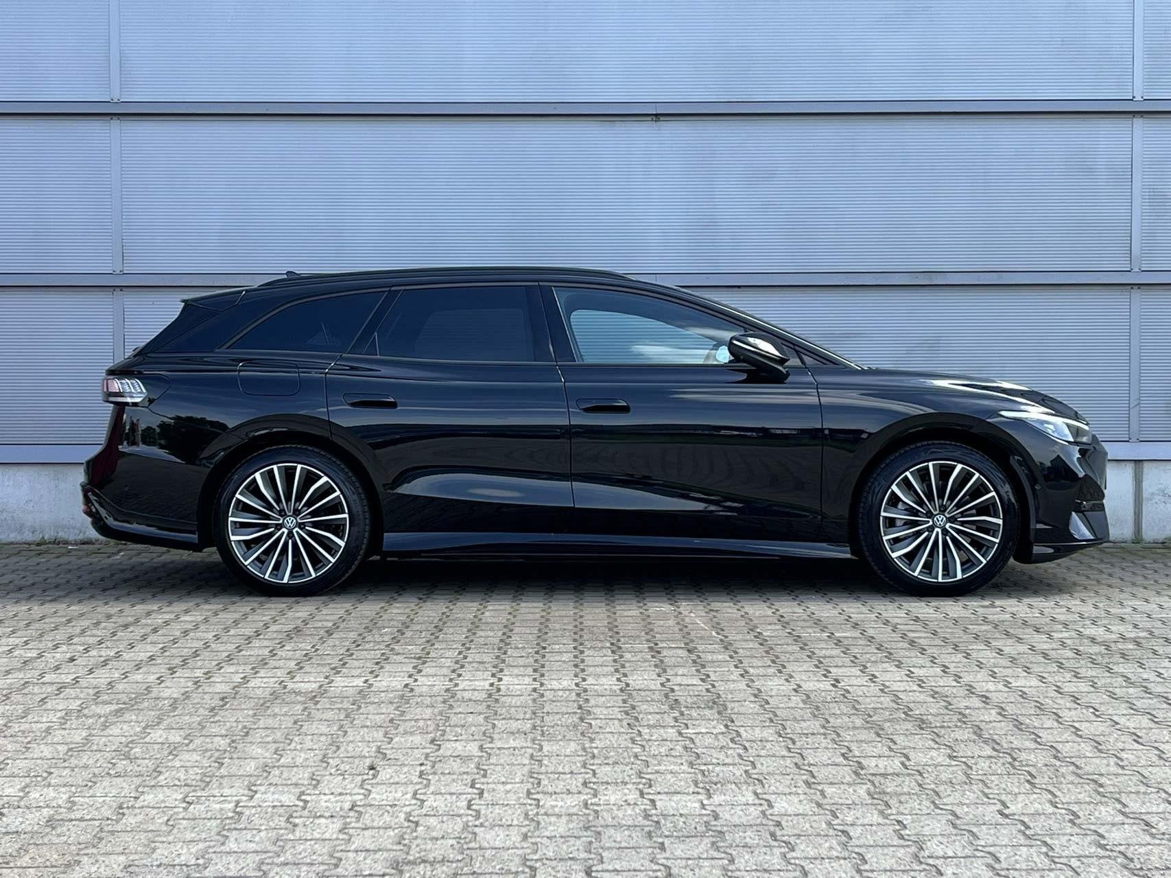 Volkswagen ID.7 Tourer 286pk Pro Limited Edition 77 kWh | So, Auto's, Automaat, 12 maanden, Achterwielaandrijving, Zwart