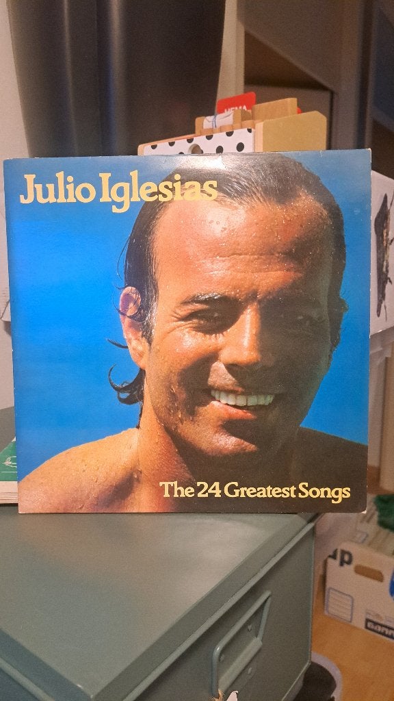 Julio Iglesias-the 24 greatest songs 2 lp's (Z266-45), Ophalen of Verzenden, Zo goed als nieuw, LP
