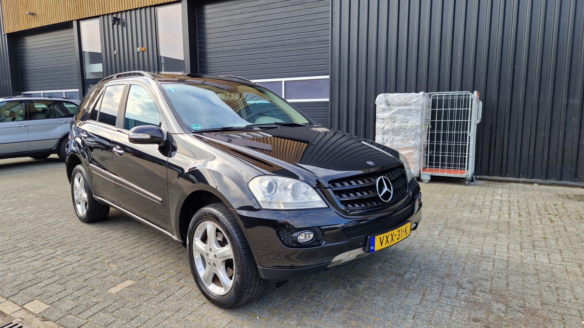 Mercedes-Benz M-klasse 320 CDI Grijs Kenteken, Auto's, Automaat, Gebruikt, Beige, Bedrijf