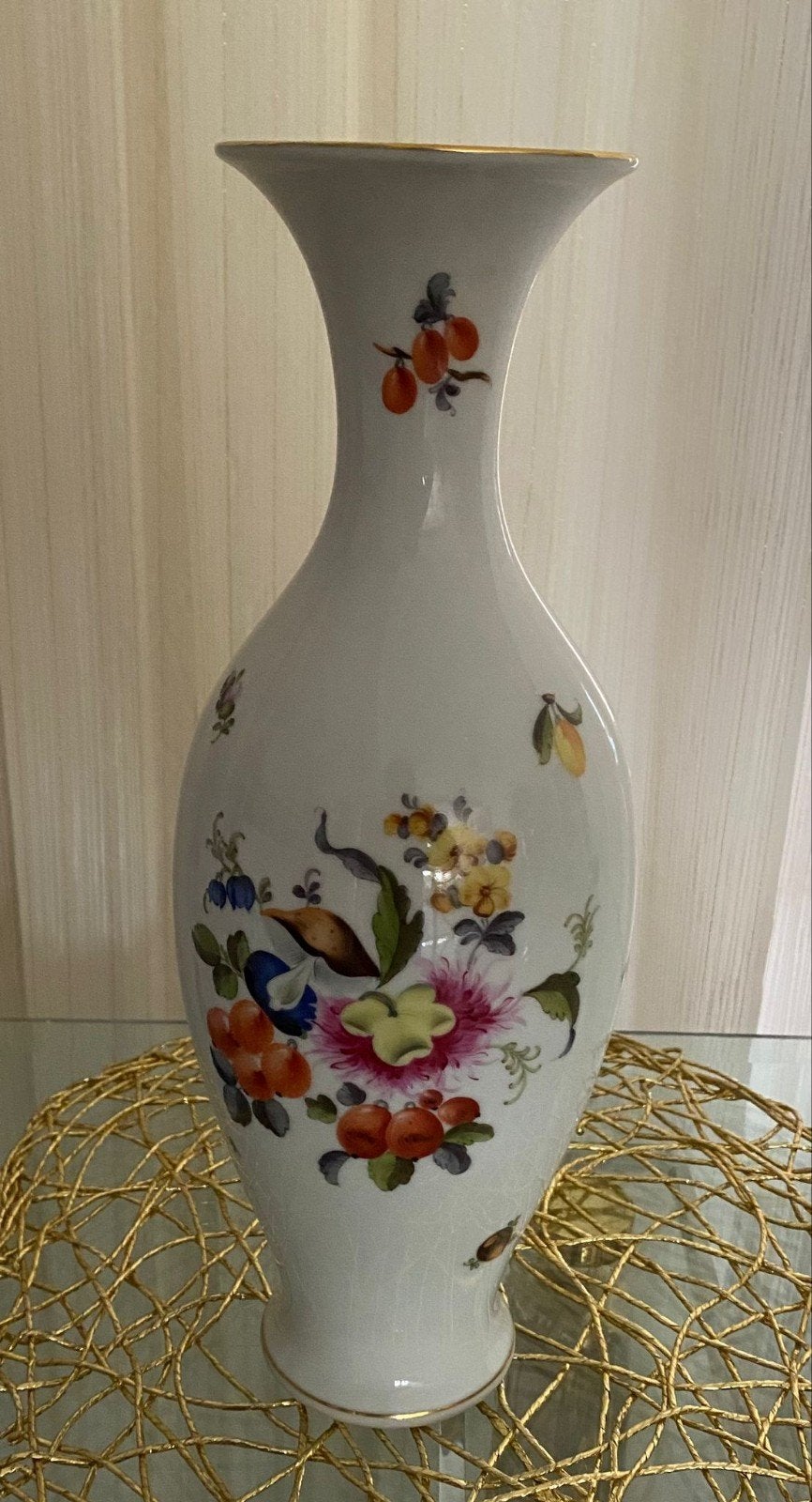 Grote Herend vaas met bloemen- en fruitdecor, Antiek en Kunst, Ophalen of Verzenden