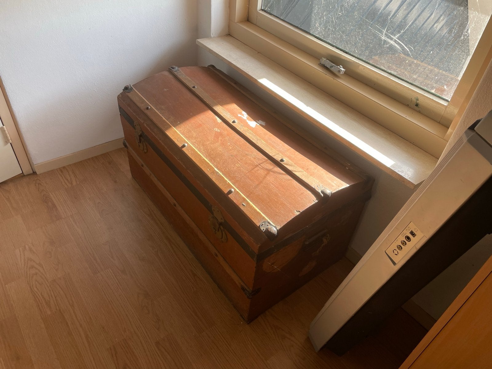 Antieke houten kist/koffer - Decoratief en functioneel, Ophalen of Verzenden