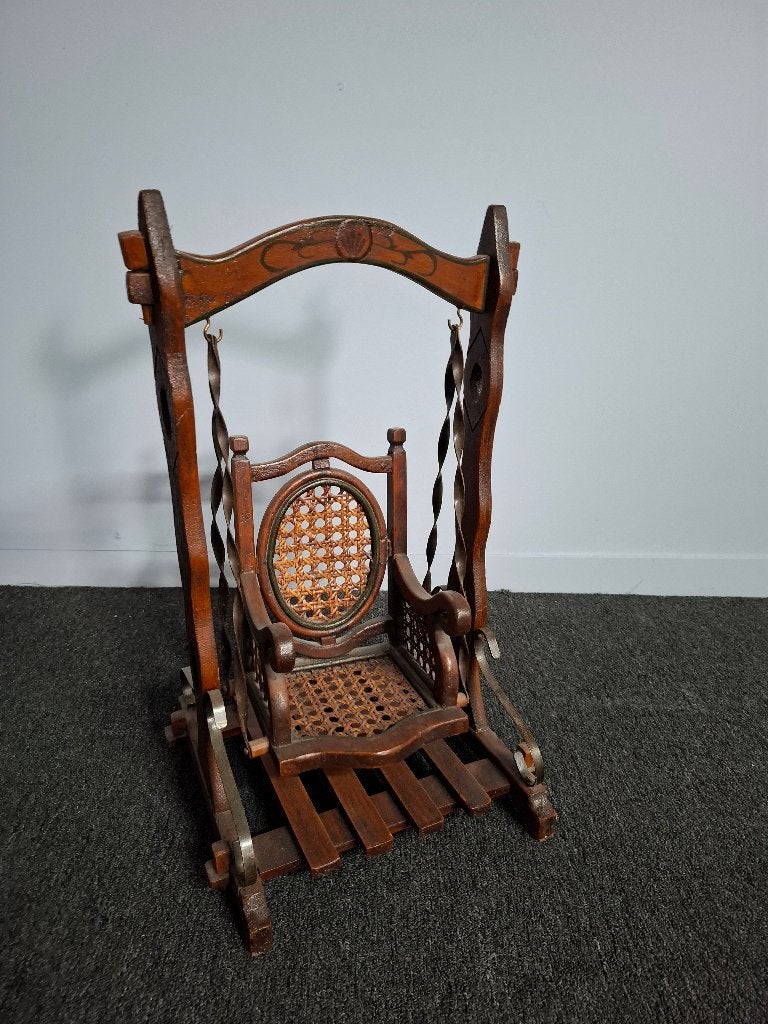 Schommelstoel voor pop of teddybeer, Ophalen, Gebruikt, Pop
